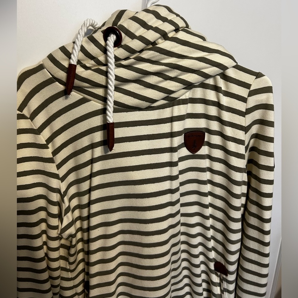 Wanakome women’s sweater size L - Picture 1 of 5